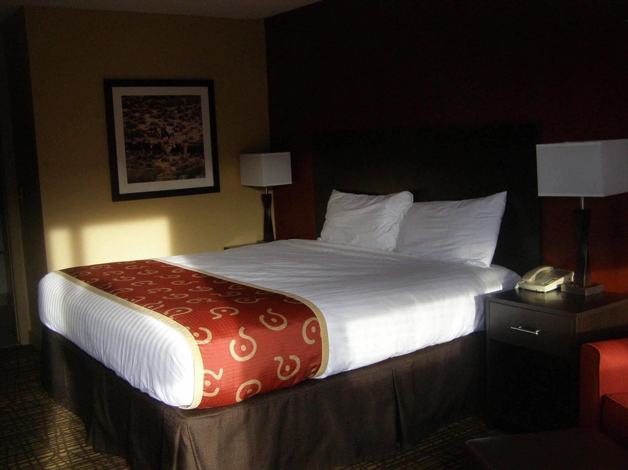 C Punch Inn & Casino Unionville 外观 照片